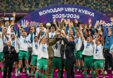Футболісти Динамо святкують перемогу в Кубку України сезону-2025/26