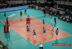 Волейбол: момент змагання до матеріалу «Барком-Кажани зберегли лідерство після домашнього туру»