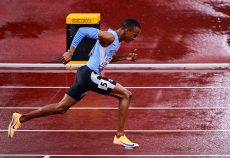 Коллен Кебінатшипі під час чемпіонату світу з легкої атлетики